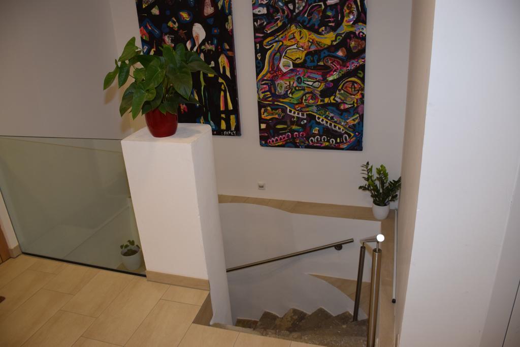 Appartement-Hotel Gh Zum Goldenen Schiff Enns Exterior foto