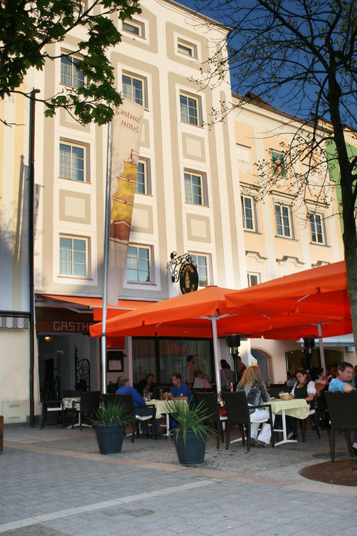 Appartement-Hotel Gh Zum Goldenen Schiff Enns Exterior foto
